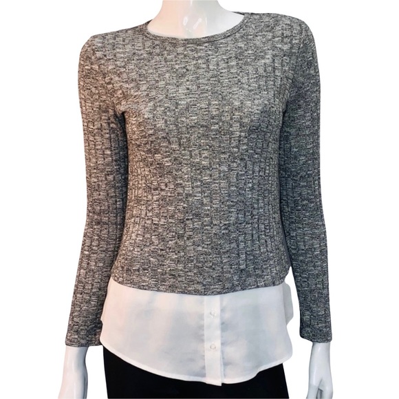 Calvin Klein Sweaters - Calvin Klein Sweater